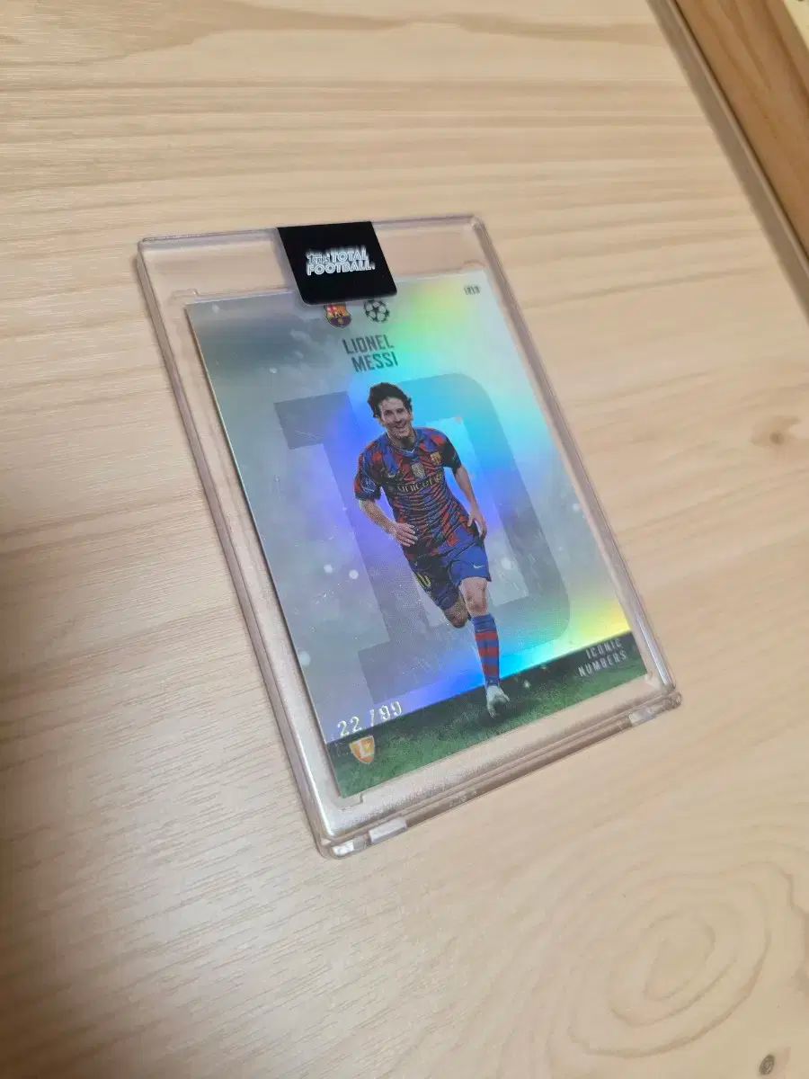 カード MESSI
