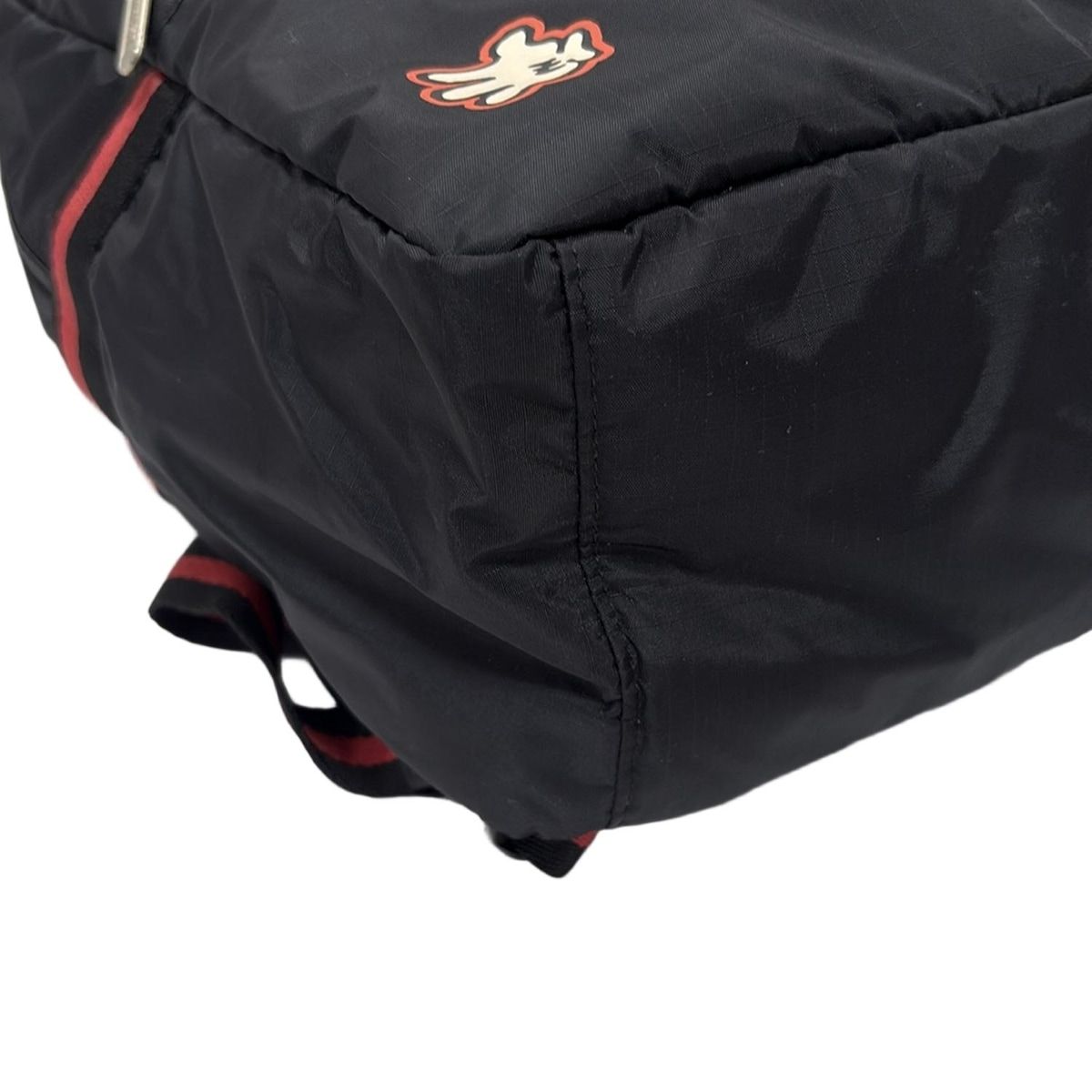 卍 LESPORTSAC