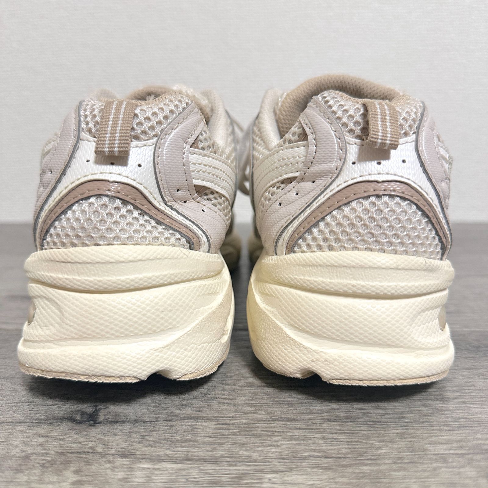 【美品】New Balance スニーカー　 MR530AA 24cm 楽天市場】New Balance ニューバランス スニーカー MR530AA