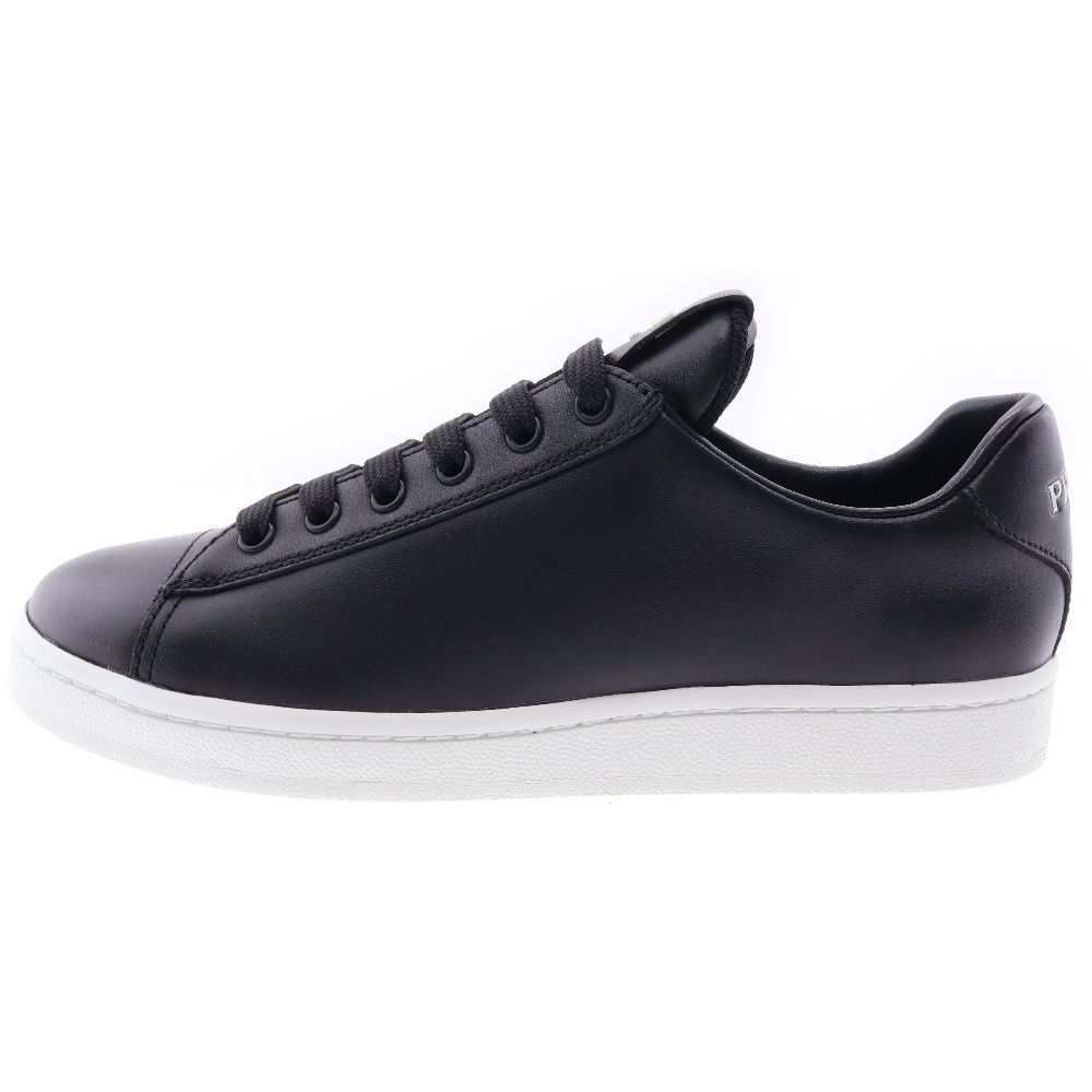 PRADA (プラダ) カーフレザー ローカット ロゴ スニーカー PRADA (プラダ) カーフレザー ローカット ロゴ スニーカー