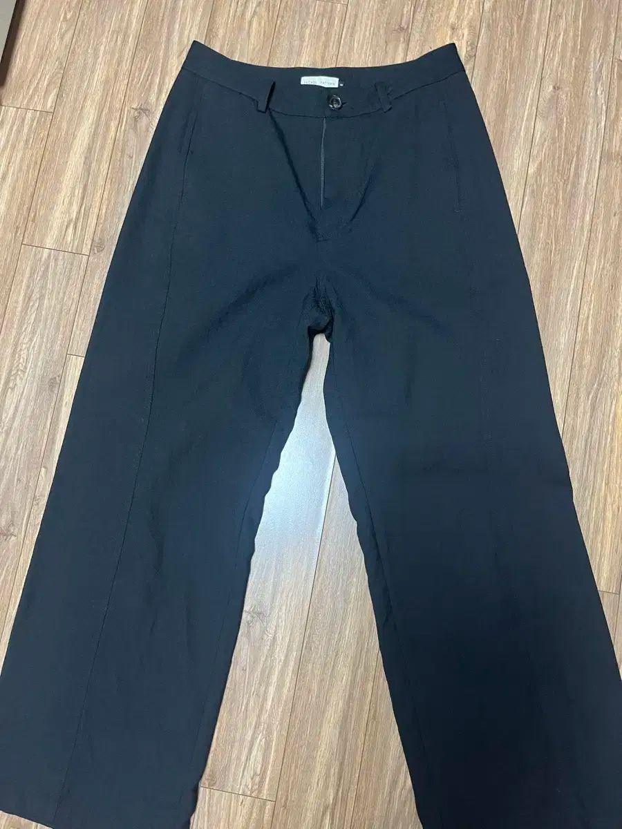 FACADE PATTERN ファサードパターン 曲線 サマーウール パンツ