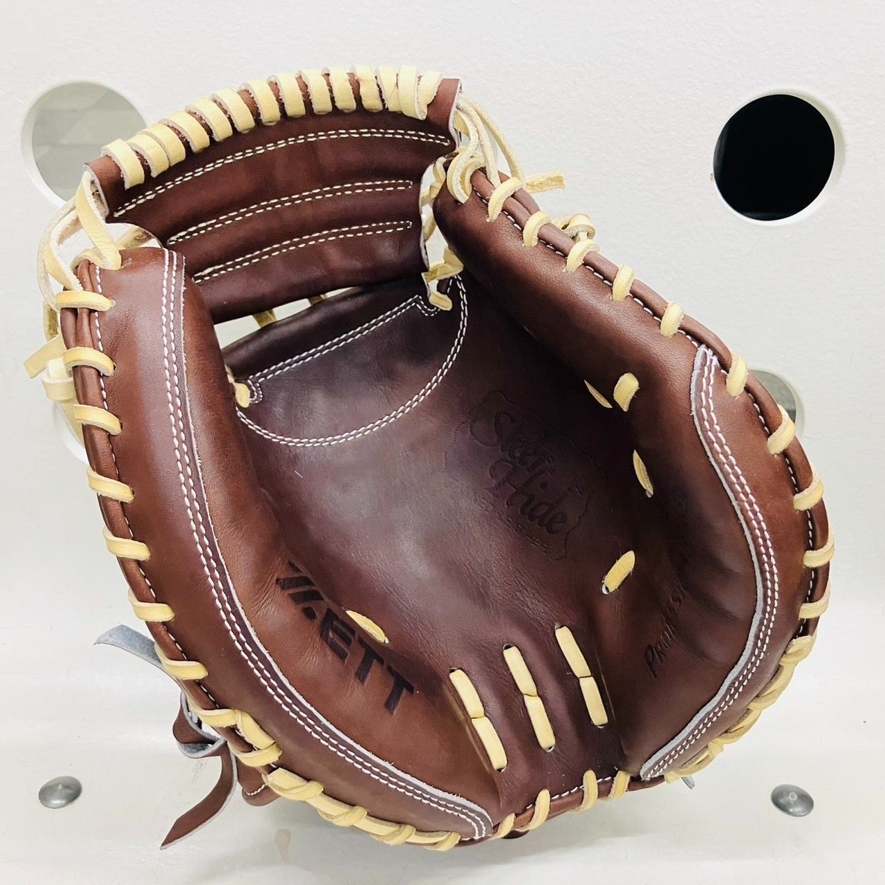 値下げ　ゼット　BPCB19422　硬式用　捕手用　高校野球対応　型付け済み 楽天市場】【即日発送可】ゼット（ZETT） BPCB19422 硬式用