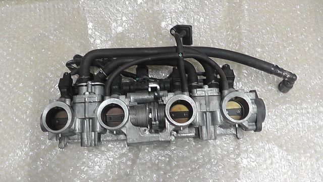 CB400SF VTEC REVO NC42-1010xxx の スロットルボディ 1760495446