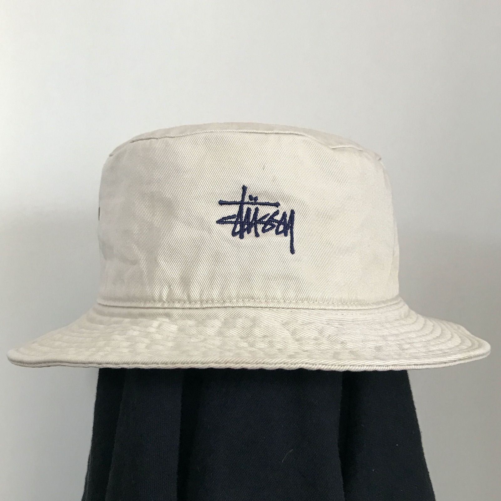 新作人気 まふぃん90s Stussy バケットハット 帽子 ベージュ 刺繍ロゴ 