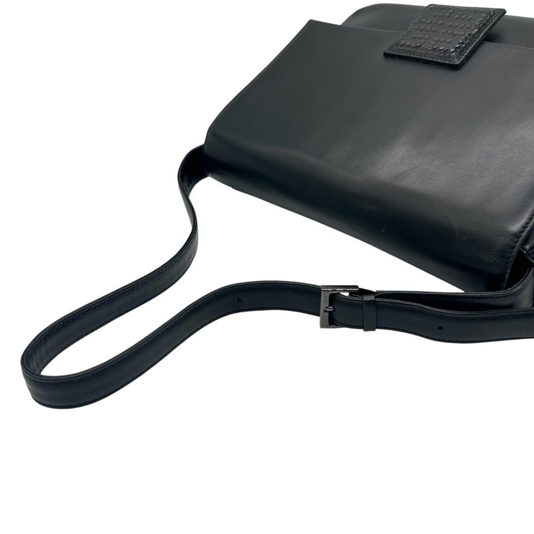 GIVENCHY ワンショルダーバッグ 4G レザー ブラック 2225 GIVENCHY ワンショルダーバッグ 4G レザー ブラック 2225 - メルカリ