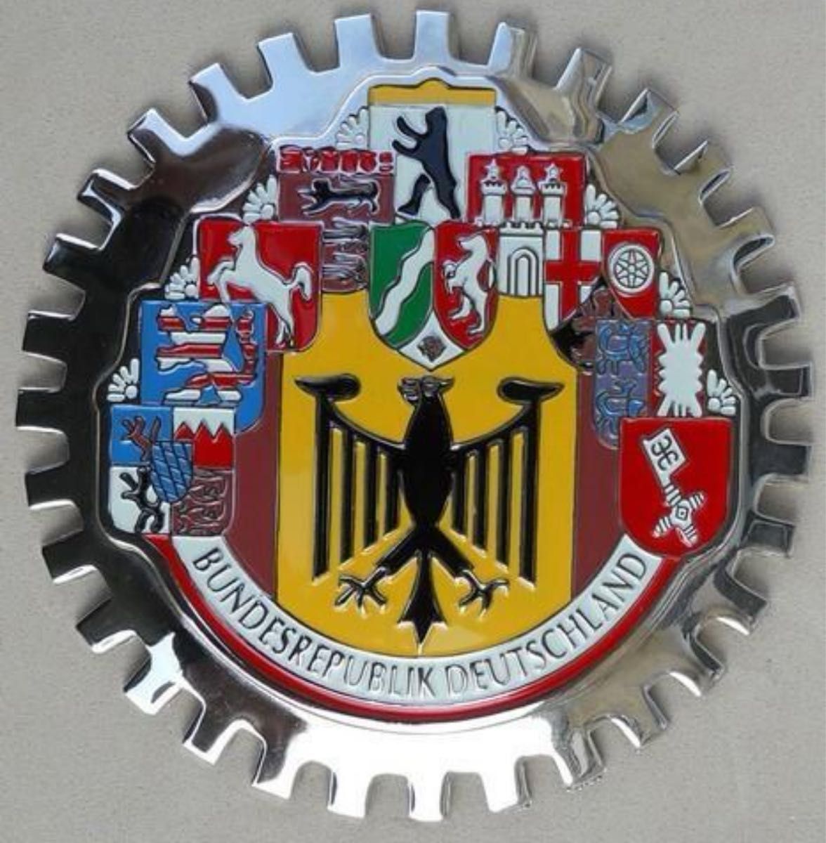 カーバッジ ビンテージ ドイツ連邦共和国 BUNDESREPUBLIK DEUTSCHLAND