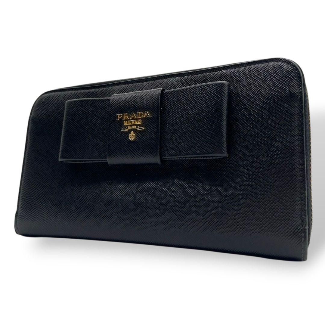 425 極上美品 PRADA プラダ 小銭入れ 財布 ラウンドファスナー 425 極上美品 PRADA プラダ 小銭入れ 財布 ラウンドファスナー 425