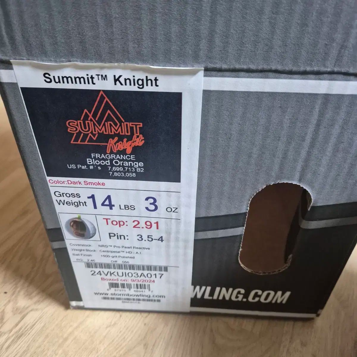 【雷市場（ポンジャン）商品韓国直送】 新しいボウリングボール (サミット) 夜 14p ） 販売 公式球