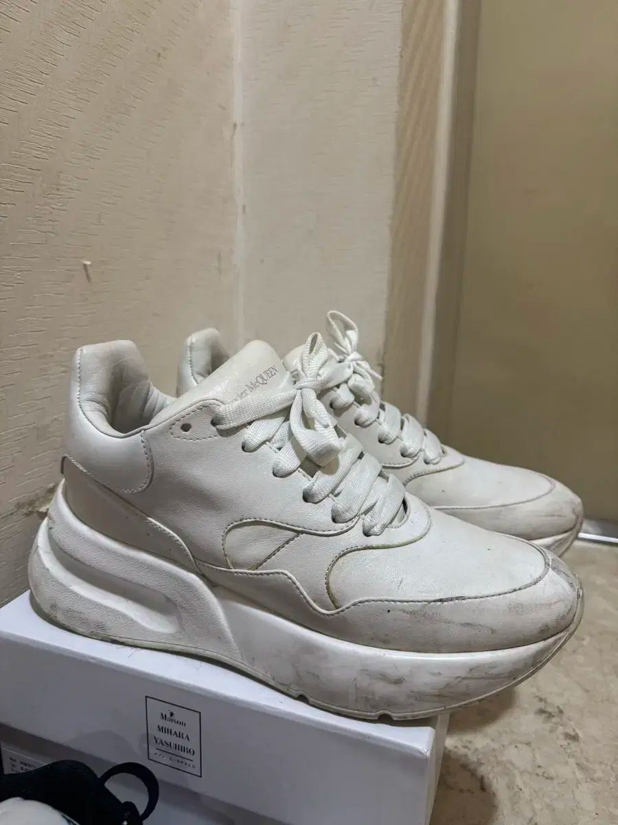 alexander mcqueen(アレキサンダーマックイーン)