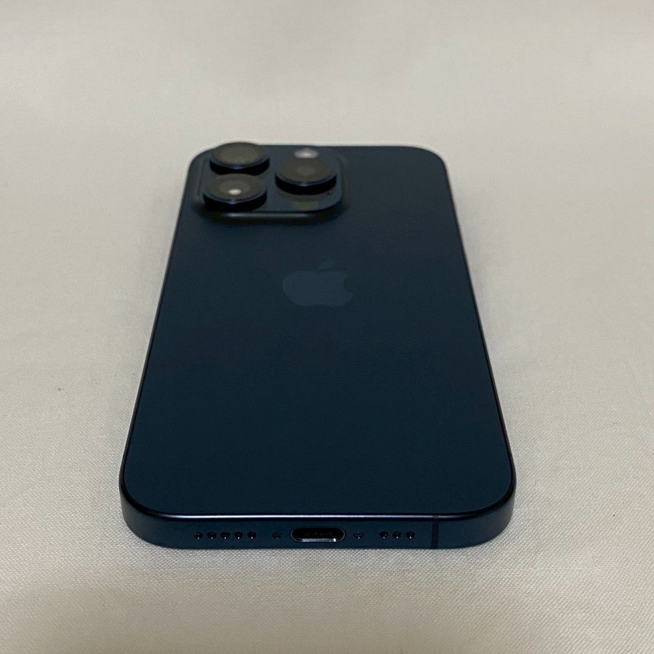 美品】iPhone/15/Pro/128GB/ブルーチタニウム/SIMフリー/MTUA3J/A/元箱 