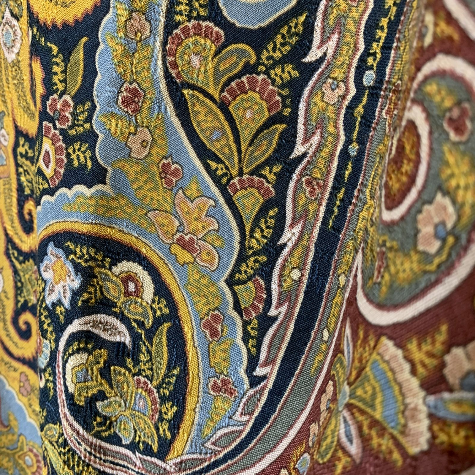 ETRO ペイズリー柄 大判ストール ETRO ペイズリー柄 ウールシルク 高級生地 大判ストール - メルカリ