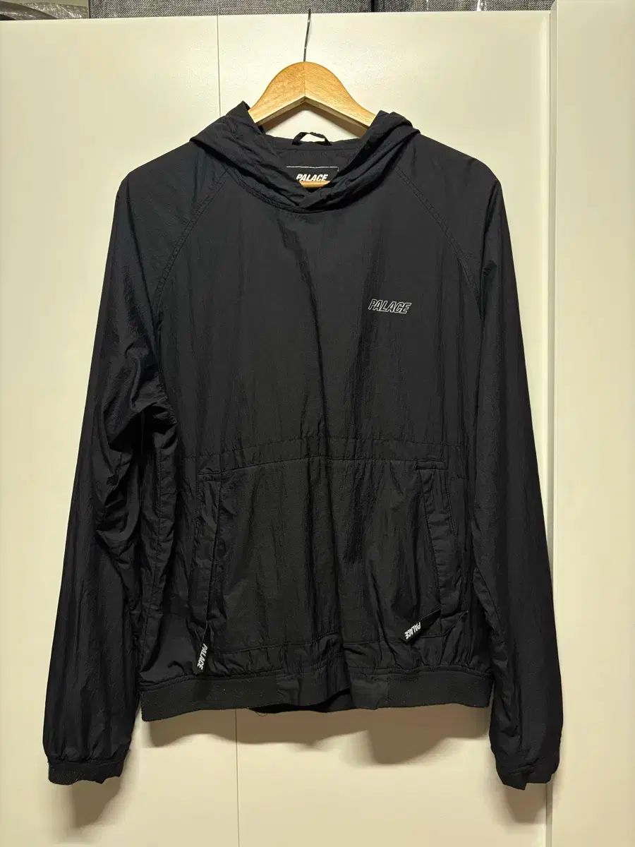 PALACE(パレス) ウインドブレーカー フード 黒 PALACE パレス
