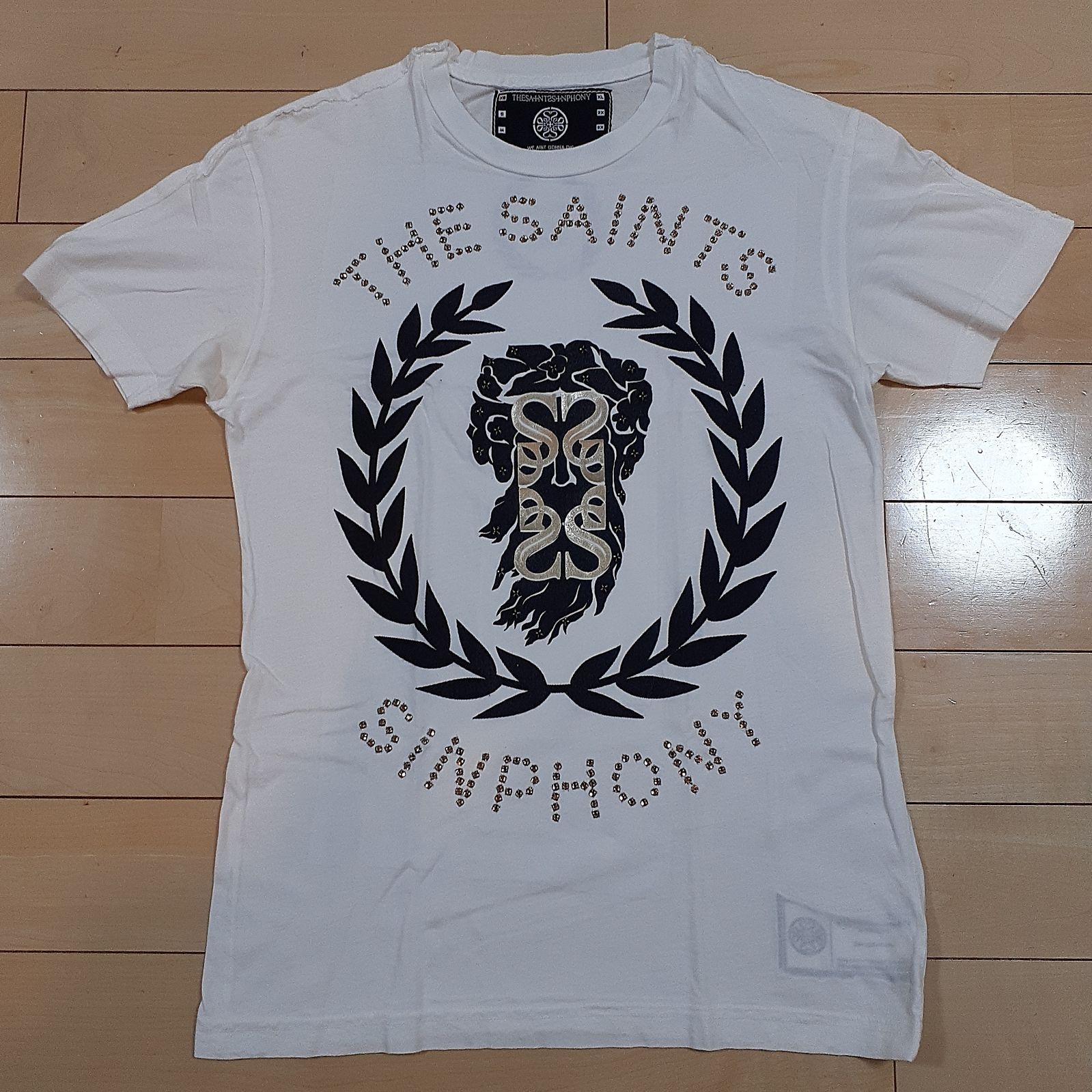 VANSTHE SAINTS SINPHONY Tシャツ