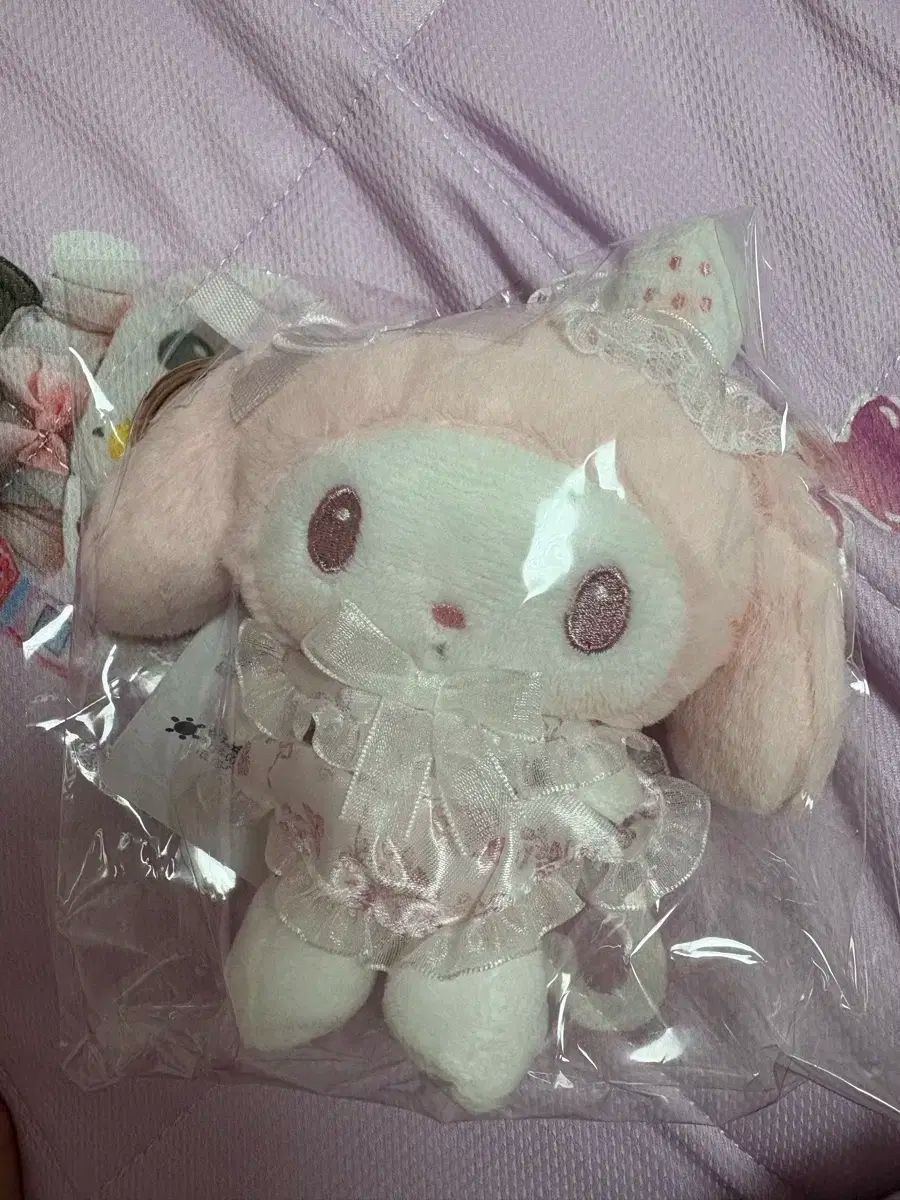 マイメロディ 白いちご再販マスコット