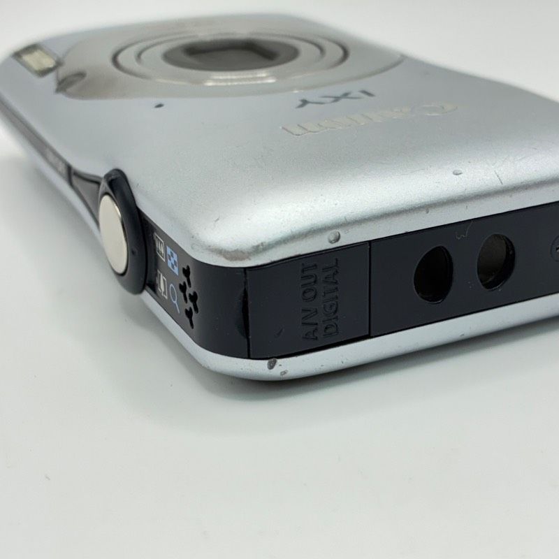 Canon IXY 200F Silver キャノン イクシー シルバー コンパクト