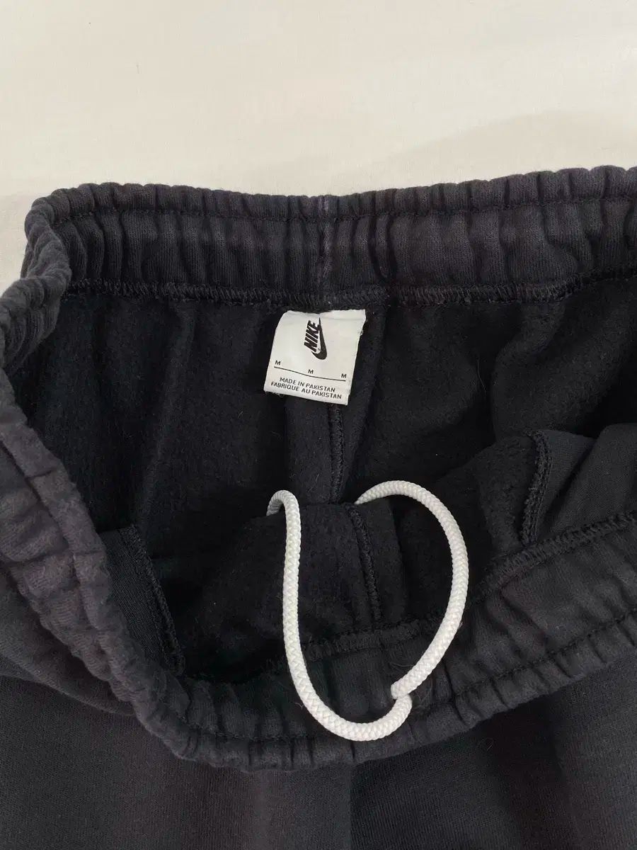 NIKE ナイキ スウッシュ 黒 裏起毛 ジョガー スウェットパンツ ジャージ M DECORATOM_COM_BR