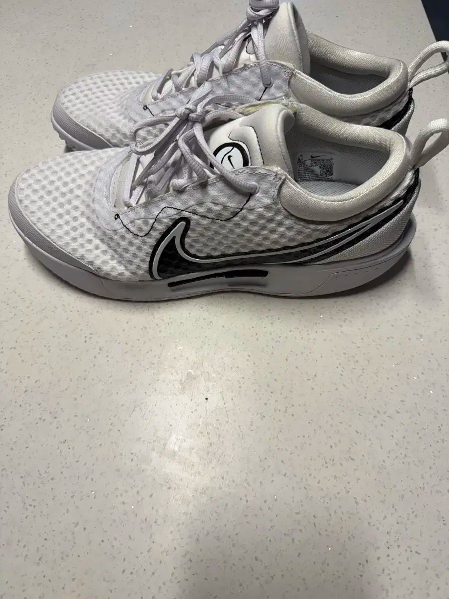 NIKE ナイキ コート ズーム プロ ホワイトブラック 275mm