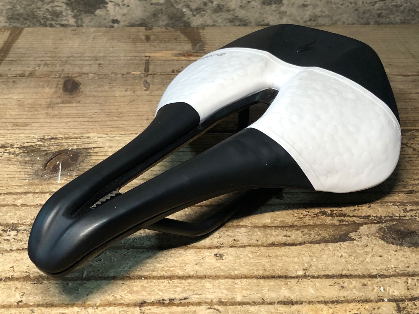 JN704 スペシャライズド SPECIALIZED POWER PRO ELASTON サドル 155mm チタンレール