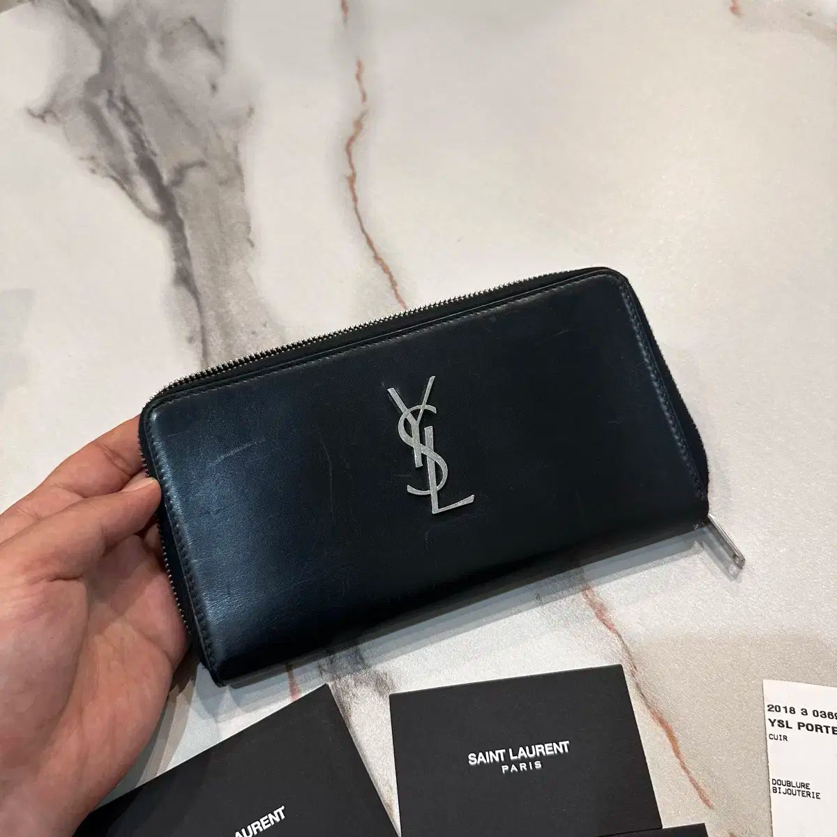 SAINT LAURENT サンローラン ラウンドファスナー 長財布 小銭入れ付き
