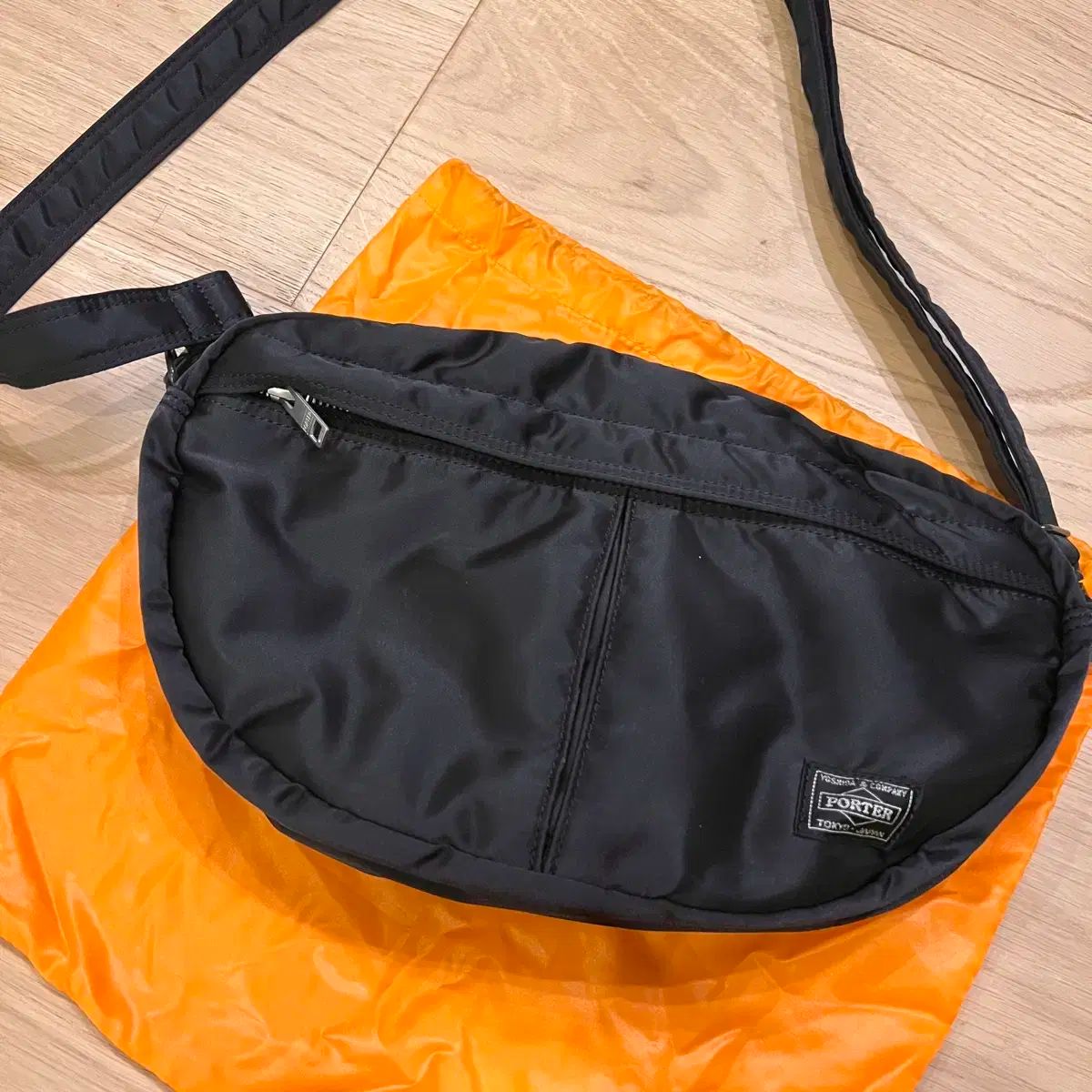 Porter(ポーター) タンカー ショルダーバッグ ハーフムーンバッグ