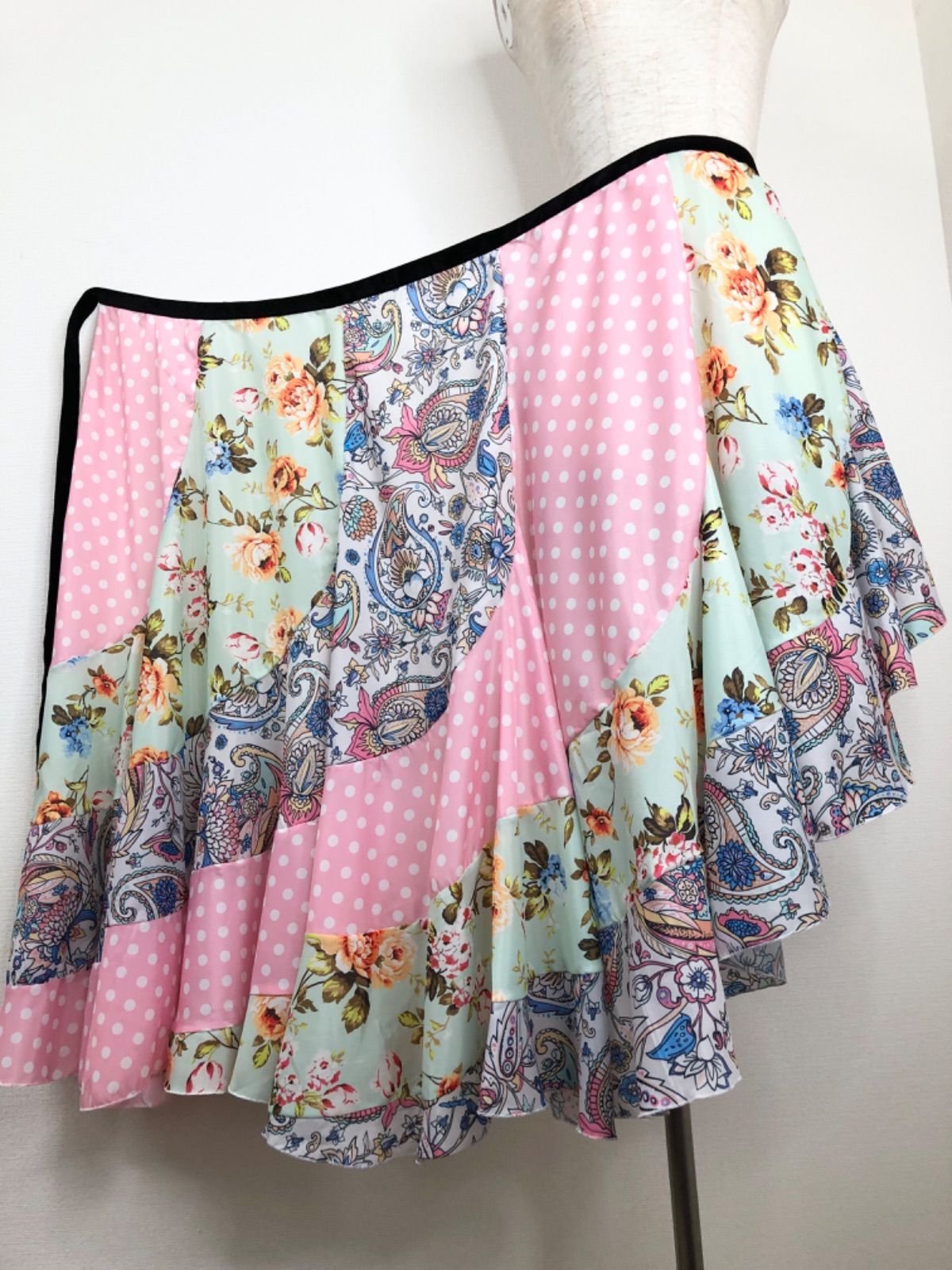 新品》フラメンコ 巻きスカート ファルダ 衣装 - メルカリ