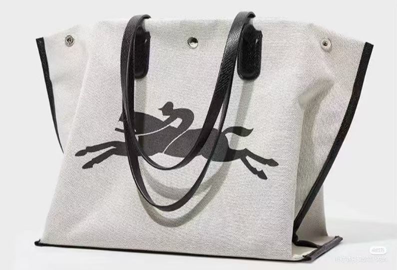 新品未使用 ロンシャン LONGCHAMP ロゾ Lサイズ キャンバス