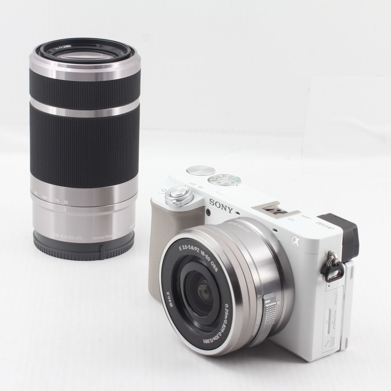 ショット数 679■良品■ SONYソニーα6100 ダブル ② ショット数 679 □良品□ SONY ソニー ミラーレス一眼 α6100 ダブル