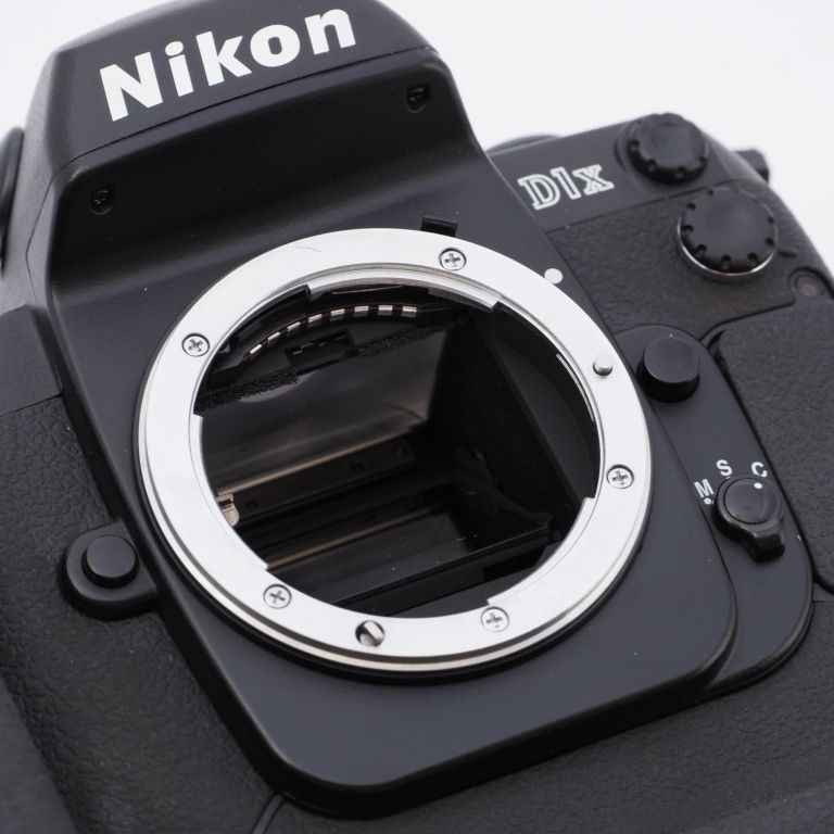 Nikon ニコン D1x ボディ デジタル一眼レフカメラ - メルカリ