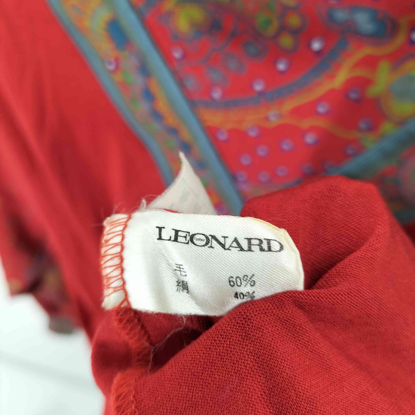 LEONARD レオナール　シルク混　ハイネック トップス レオナール LEONARD 切替デザイン シルク混 ウールハイネック