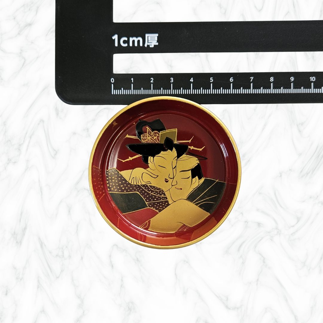 品 春画サイコロ賭博酒器セット 木箱入り 盃5客 サイコロ付 江戸風 艶絵 漆器 工芸品 骨董品 コレクション 日本文化 USTAUSTRALIA_COM_AU