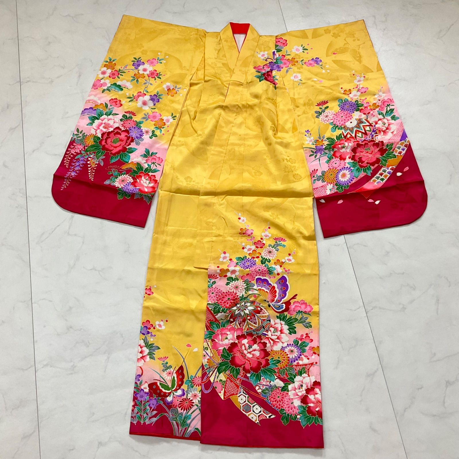 ◆kimono+one◆7歳くらい用◆子供着物◆仕付け糸付◆正絹◆重ね衿◆黄◆ピンク◆赤◆七五三◆裄42.5肩丈129.5◆七五三お詣り女の子着物こどものひお正月卒業式十三詣り◆G55