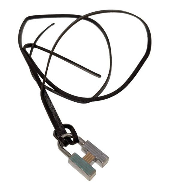 エルメス カデナ キーリング クイズ レインボー Hロゴ パラジウム