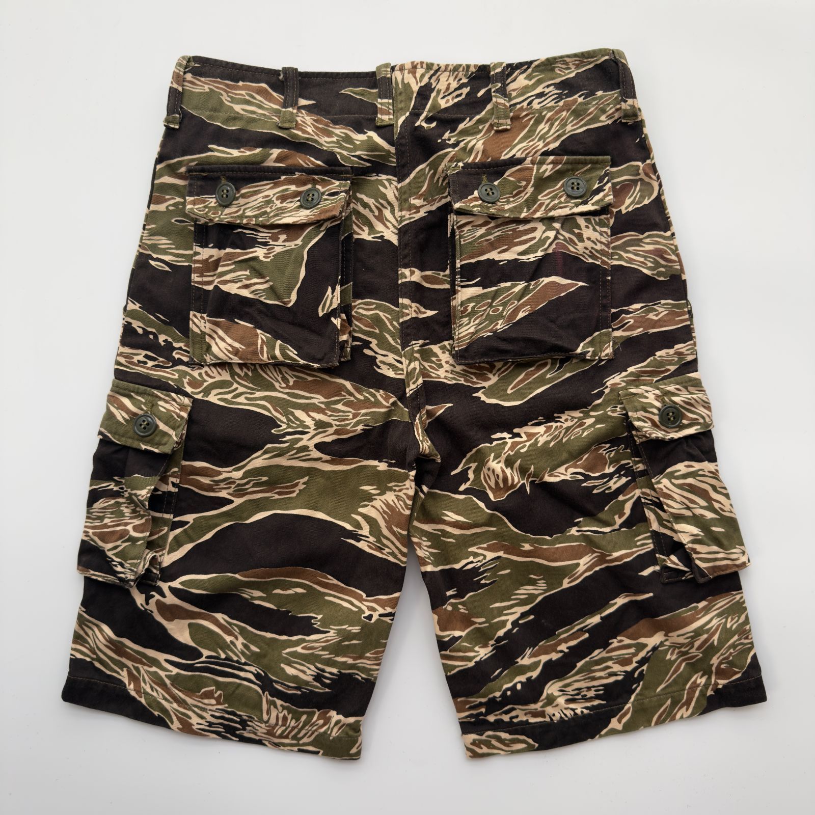 【超美品】リアルマッコイズ ストライプショートパンツ 32 超美品】リアルマッコイズ ストライプショートパンツ 32 - メルカリ