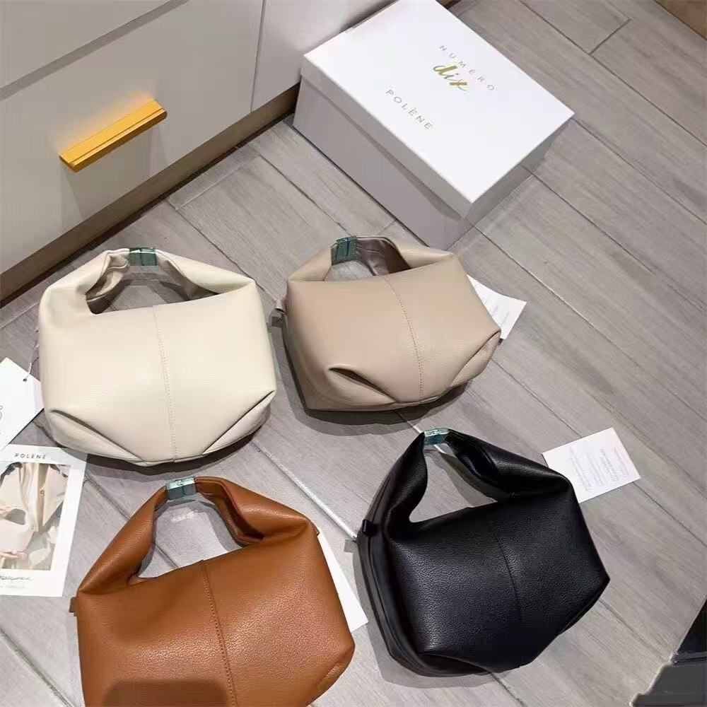 Poleneポレーヌ Beri ブラック チェーンショルダーバッグ・ポシェット  