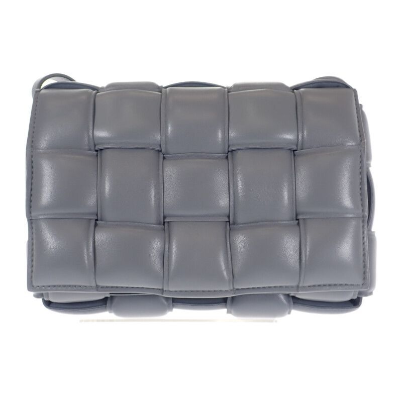 BOTTEGA VENETA パデッドカセット クラシック ショルダーバッグ BOTTEGA VENETA パデッドカセット クラシック ショルダーバッグ