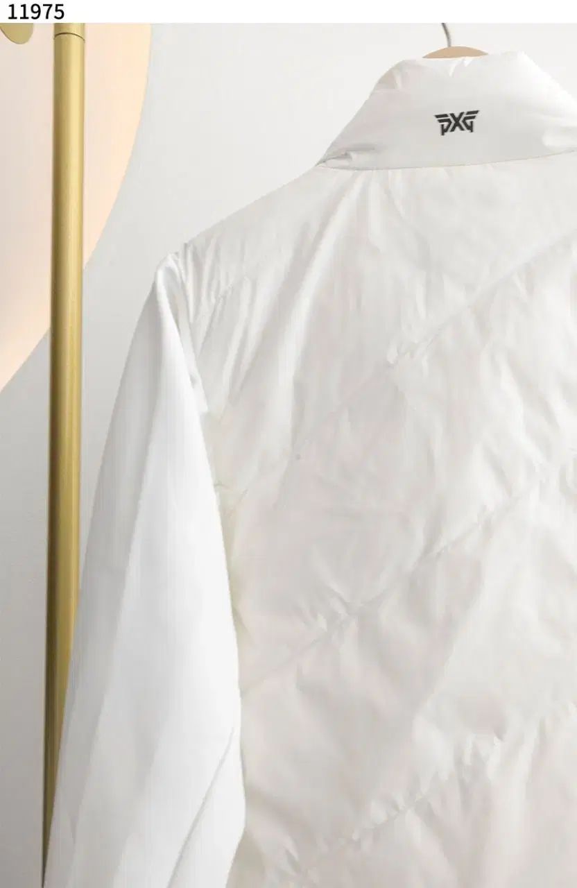 在庫少量 PXG ゴルフ レディース 軽量 ダウン パディング ホワイト M LLC-HASEGAWATOSO_COM