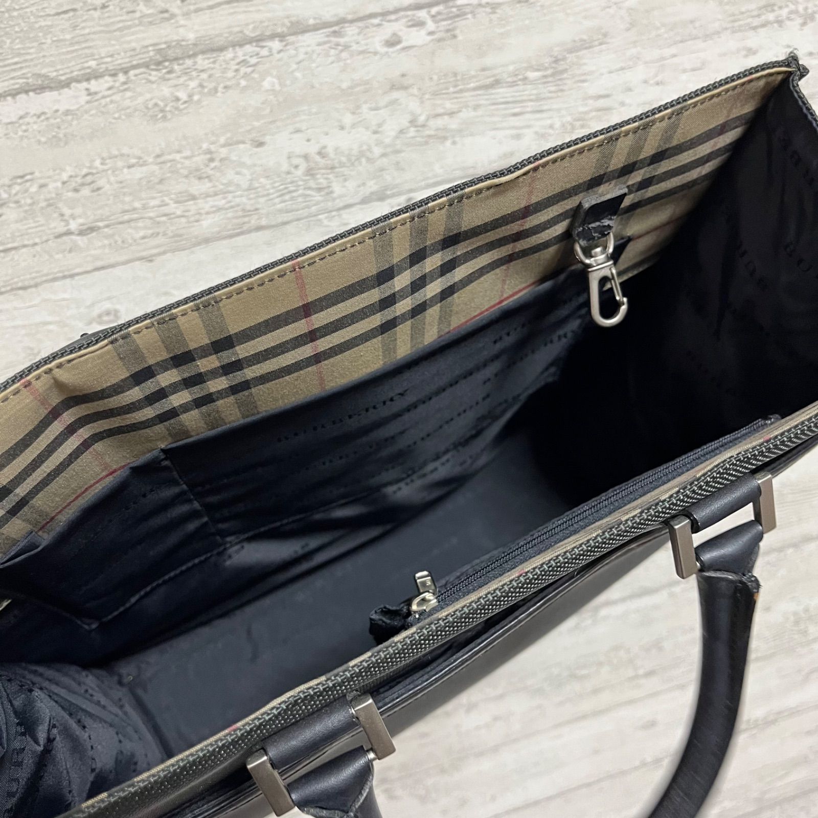 BURBERRY 　トートバッグ 自立可　A4 ヴィンテージレア　内ノバチェック BURBERRY トートバッグ 自立可 A4 ヴィンテージレア 内ノバチェック