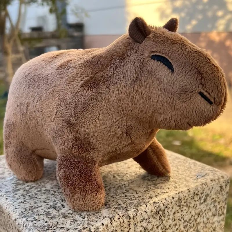リアルなシミュレーションカピバラぬいぐるみ - ふわふわソフトぬいぐるみ、8.8インチ（22cm）のかわいいげっ歯類アニマルおもちゃ、子供から大人まで楽しめる理想的な誕生日＆ホリデーギ