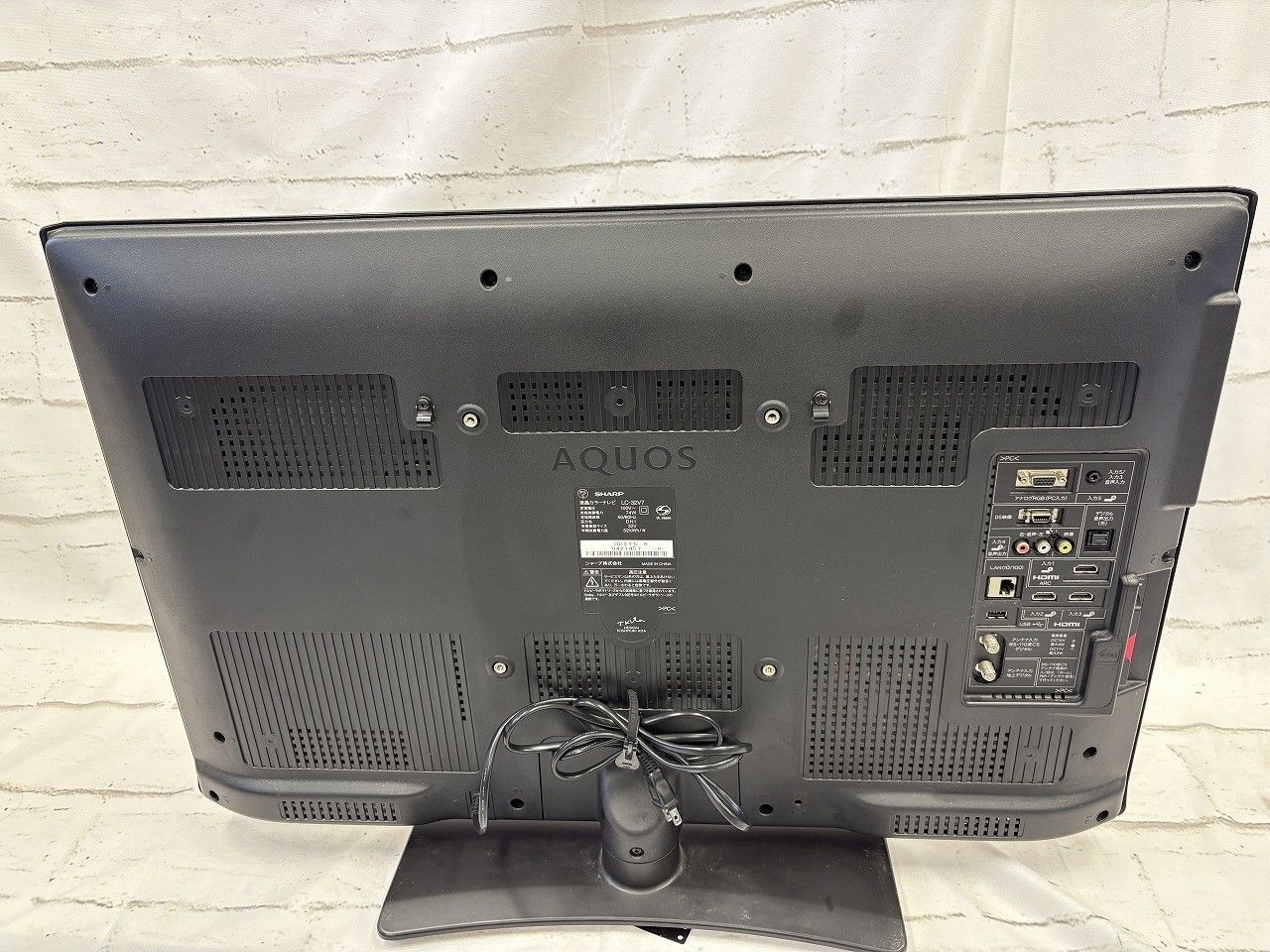 SHARP シャープ　LC-32V7 32型　液晶テレビ ディスプレイ　モニター SHARP シャープ LC-32V7 32型 液晶テレビ ディスプレイ モニター