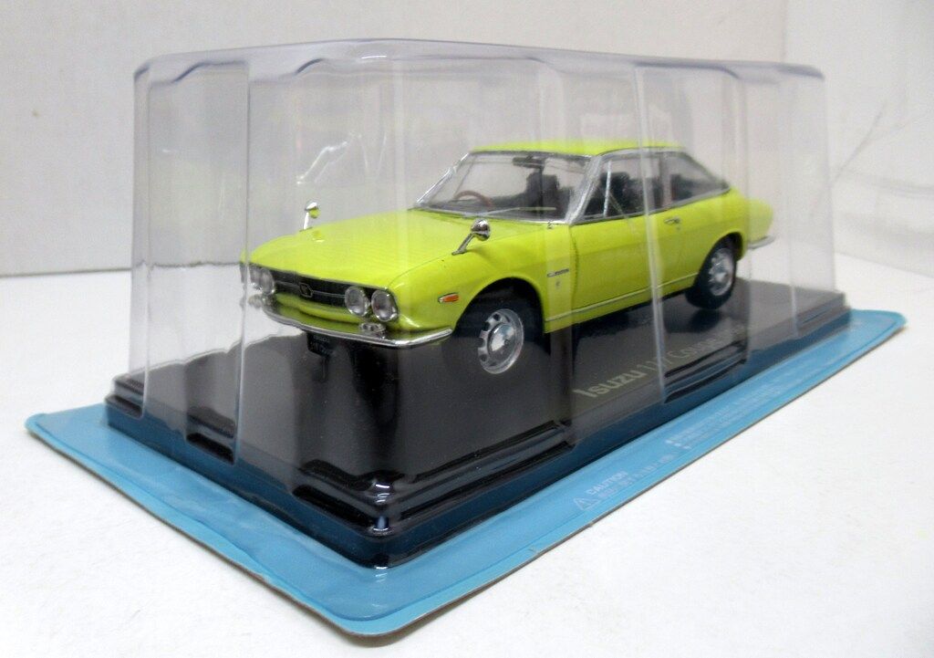 アシェット 1/24国産名車コレクション いすゞ 117 クーペ [1968