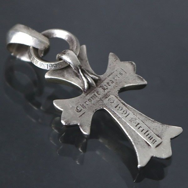 CHROME HEARTS 銀座店 クロムハーツ スモールCHクロス ウィズ ベイル