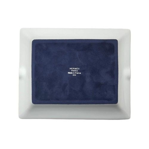 HERMES ローブ・デュ・ソワール トレイ 灰皿 磁器×スエード　エルメス 灰皿 《ローブ・デュ・ソワール》 | Hermès - エルメス-公式サイト