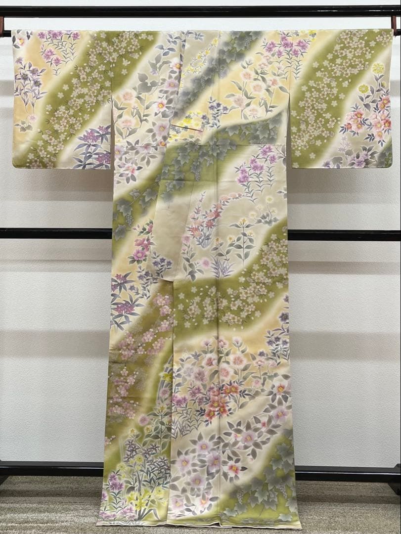 訪問着 総柄 四季草花 葡萄 椿 桜 撫子 正絹 躾糸付き X498 - メルカリ