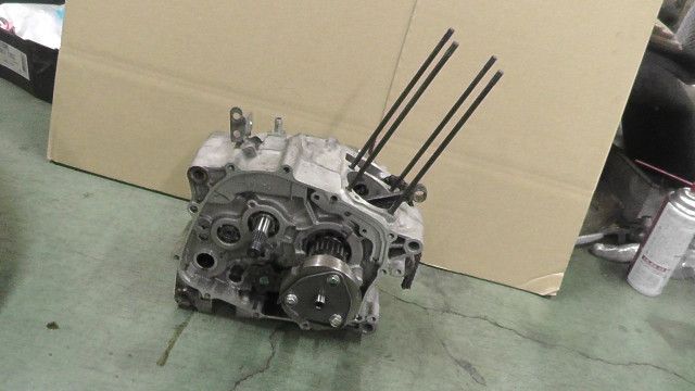 CBF125T　LALPJJN21K3024xxx　の　エンジン　腰下:#1732587448