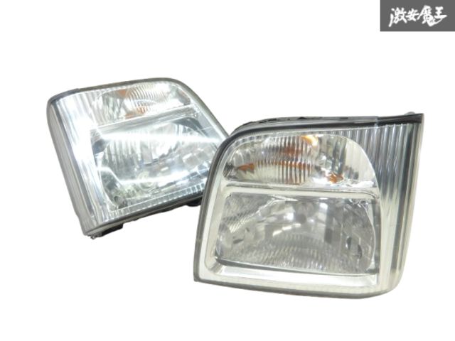 TT2 TT1 　サンバー　 ヘッドライト 　左右 　TV1 TV2　レベ付 サンバー LE-TT1 ヘッドライト右 RH TC-FLO EN07-E VC02-001