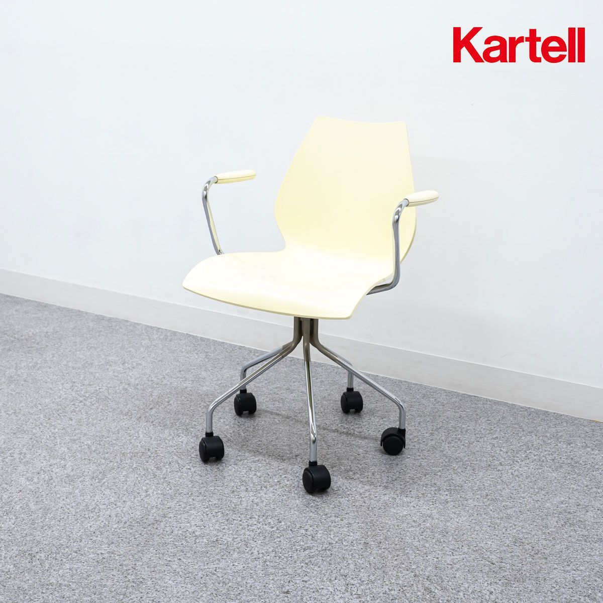 品 Kartell カルテル MAUI マウイ キャスター アーム オフィス チェア クリーム ヴィコ マジストレッティ 定価9万