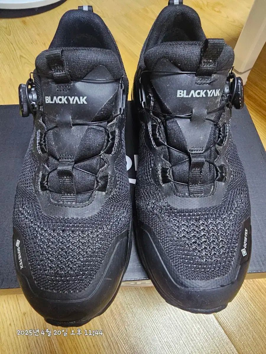 BLACK YAK ブラックヤク GORE-TEX ゴアテックス スニーカー 265