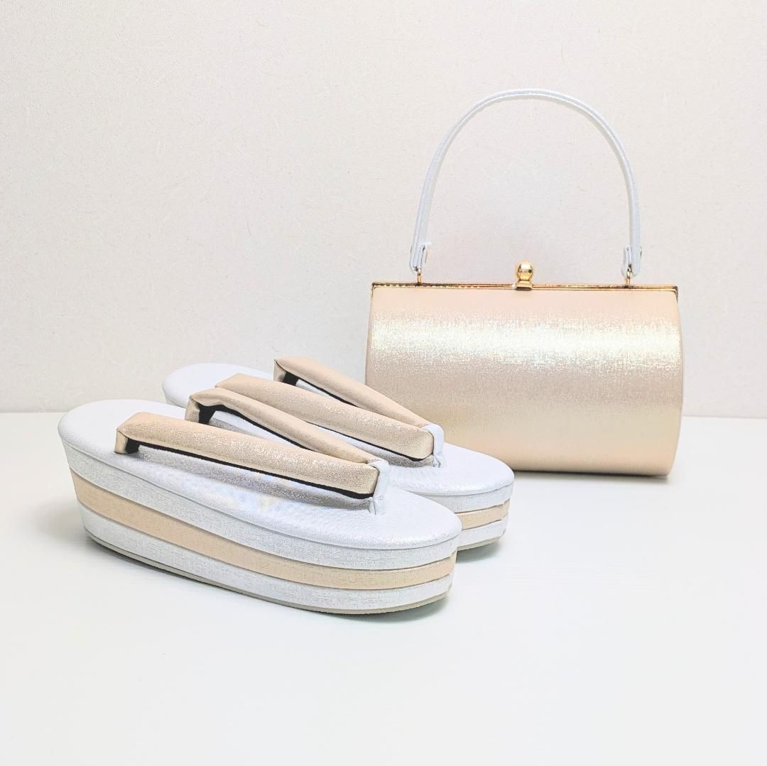 草履バッグセット 振袖 帯地 白 ベージュ フリーサイズ 三枚芯 w47-3 草履バッグセット 振袖 帯地 白 ベージュ フリーサイズ/LLサイズ 三枚