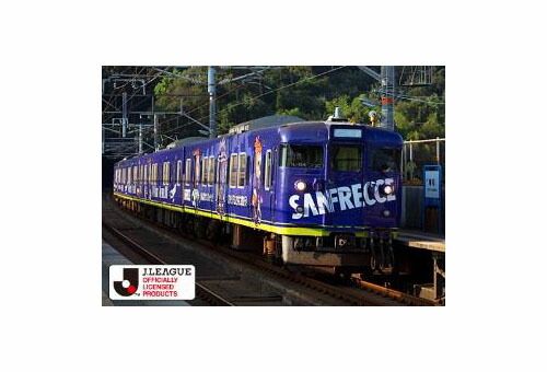 JR115系2000番台（サンフレッチェ応援ラッピングトレイン2018）4両編成