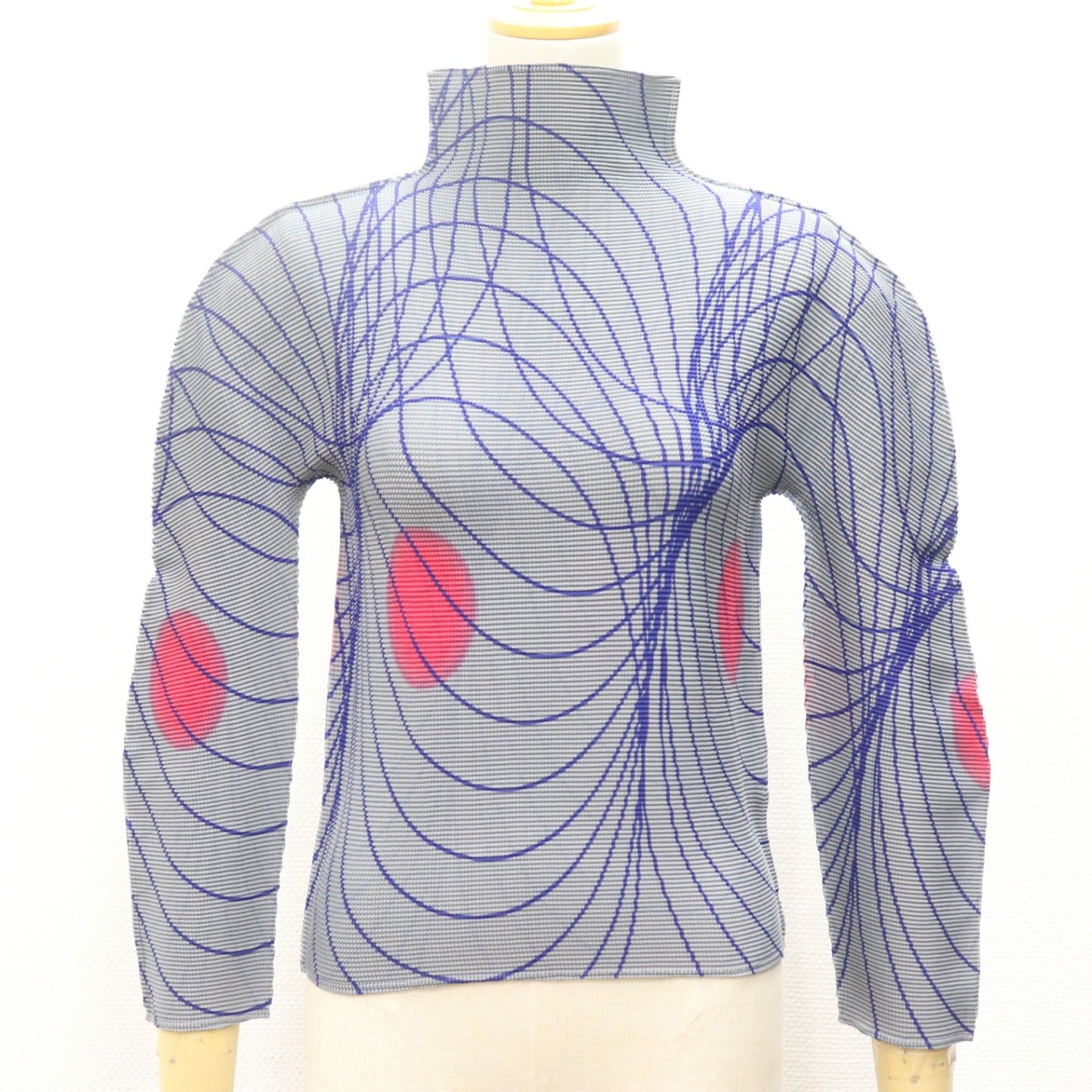 イッセイミヤケ me 長袖トップス issey miyake me 長袖トップス me